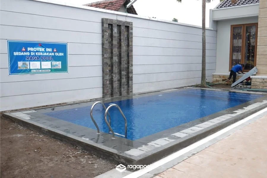 contoh kolam renang overflow - rab kolam renang